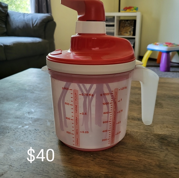 Tupperware - Picture 15 of 15